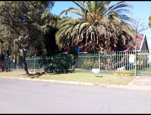 3 BEDROOM HOUSE FOR SALE IN KEMPTON PARK EXT 05